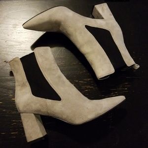 Mod gray suede booties